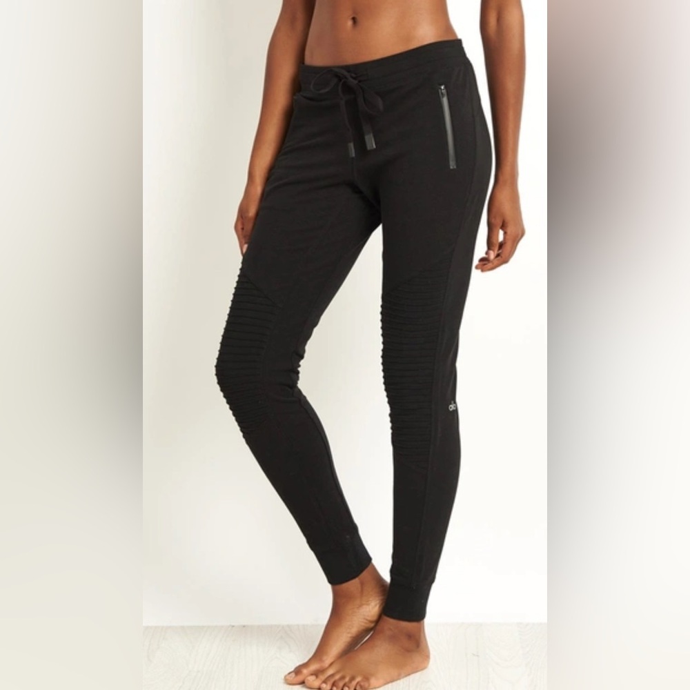 ALO Yoga Urban Moto Joggers